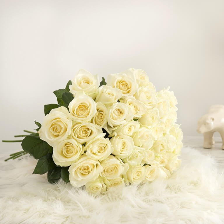 Bouquet 50 roses blanches